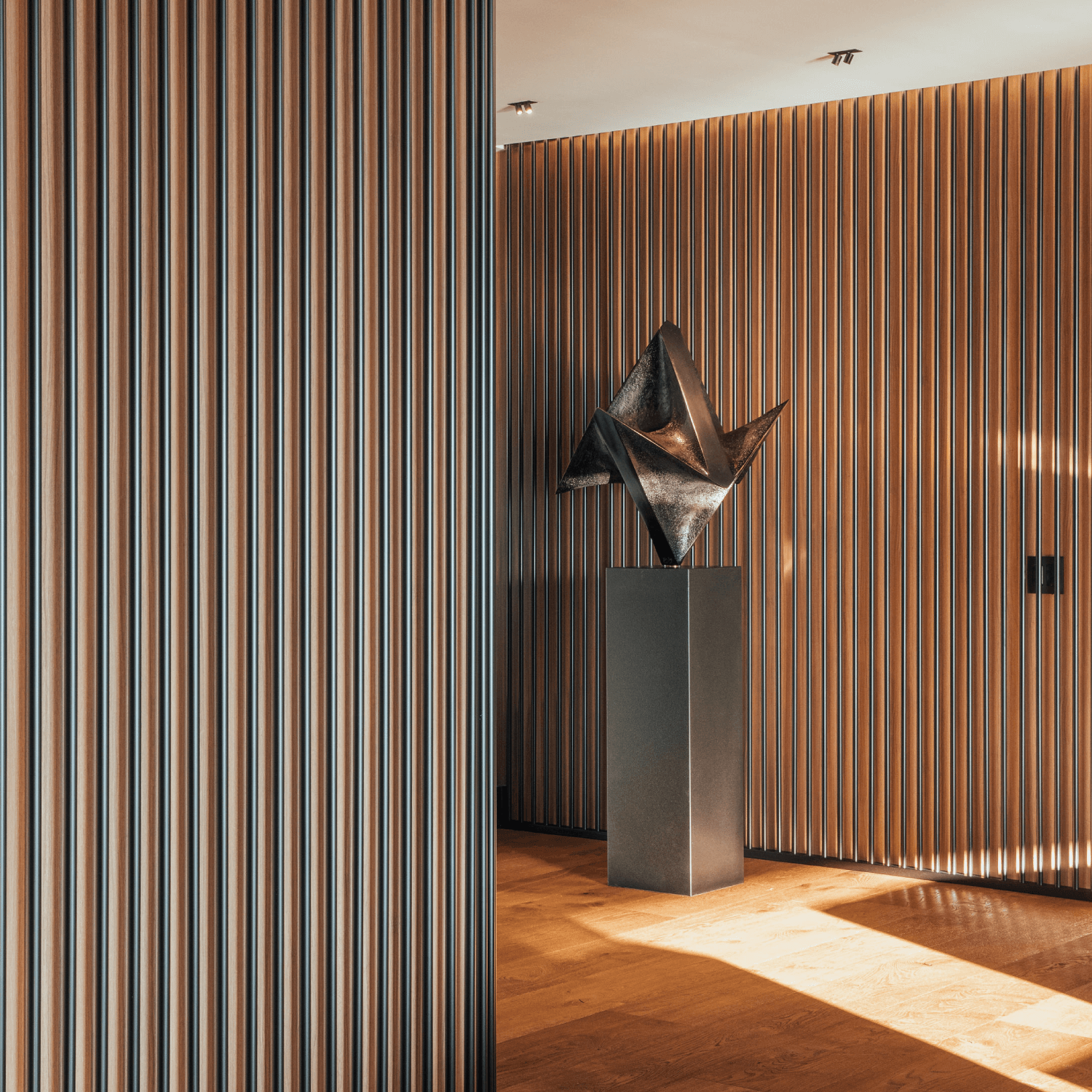 Enchapes (interiores o exteriores) Enchapes (interiores o exteriores)